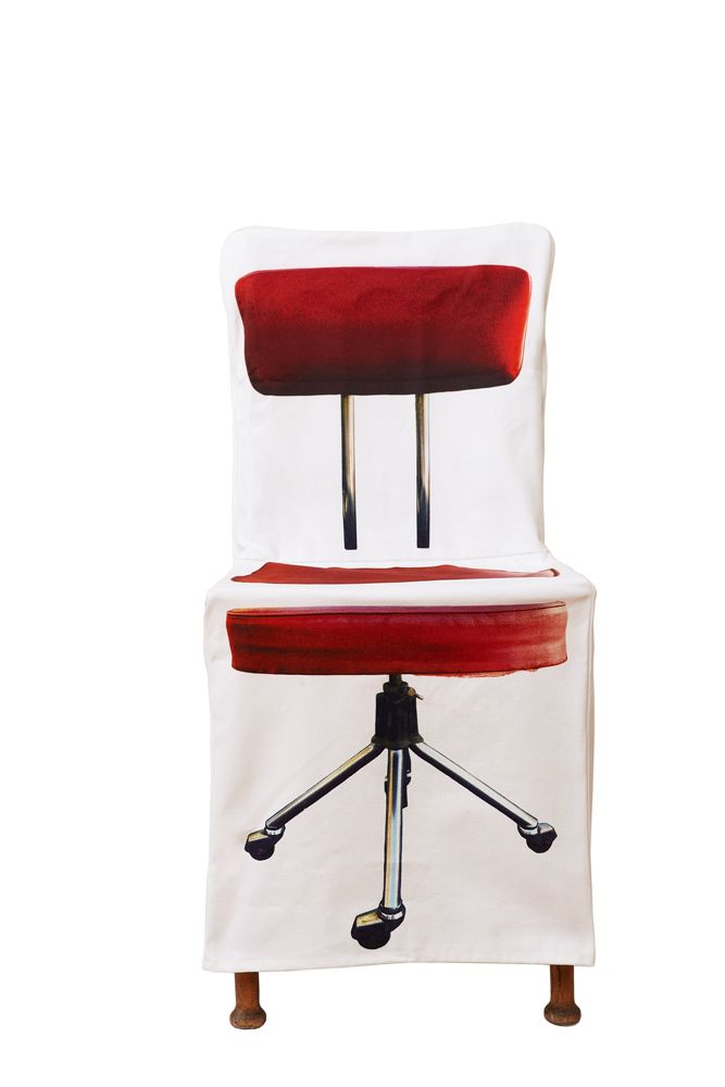 Stuhlhusse mit Reißverschluß, roter Bürostuhl